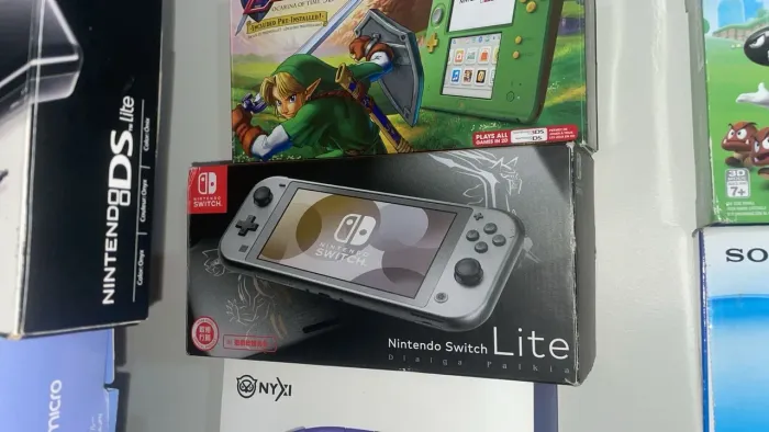 Nintendo Switch Lite Pokemon[CIB] - Desbloqueado 
