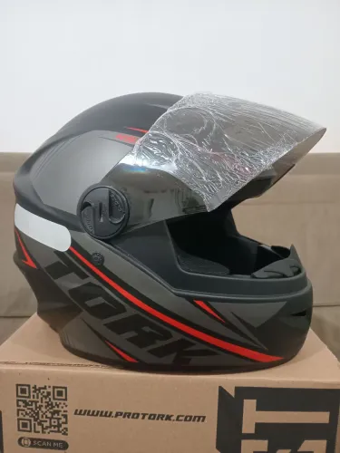 Capacete pro tork R8 viseira fume