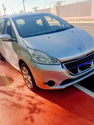 Peugeot 208 Active/active Pack 1.5 Flex 8V 5P 2014