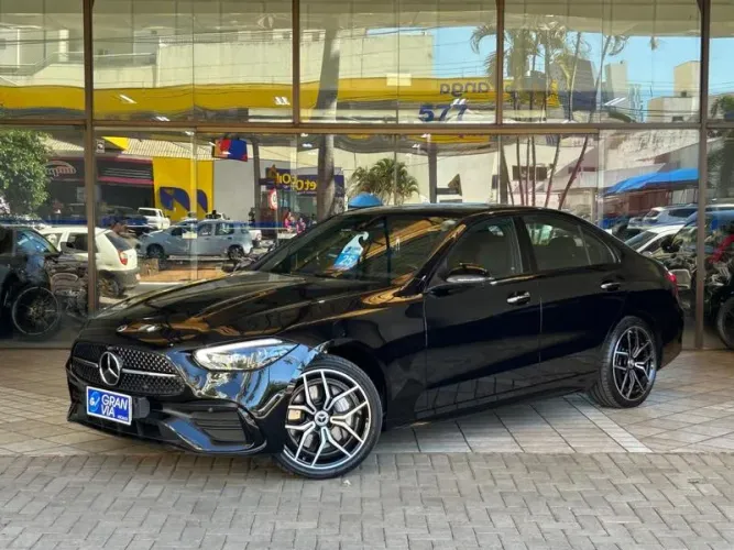 Mercedes-Benz C-300 AMG Line EQ Boost 2.0 TB Aut. 2025