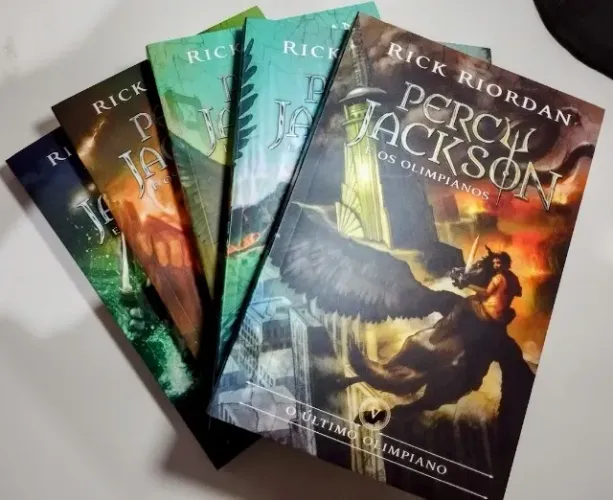 Box Percy Jackson E Os Olimpianos - Série Completa (5 Livros)