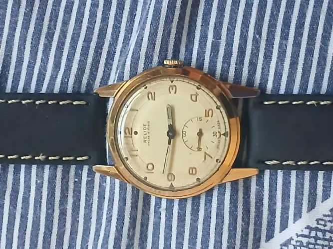 Relógio antigo Vintage da famosa marca Relide militar da decada de 1960 funciona OK