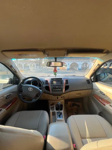 Toyota Hilux SW4 SRV D4-d 4X4 3.0 TDI Dies. AUT 2010