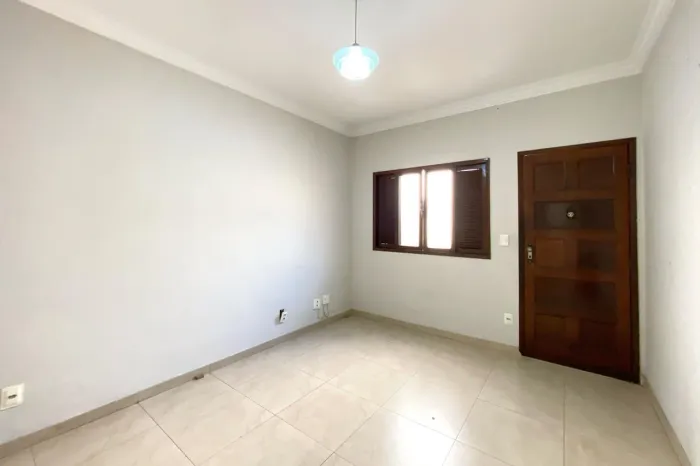 Casa à Venda - Boa Vista, 3 Quartos, 73 m2