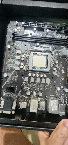 KIT I5 - 10400 + BIOSTAR H510M / funcionando 100%