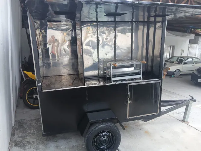 Trailer carretinha para churrasco