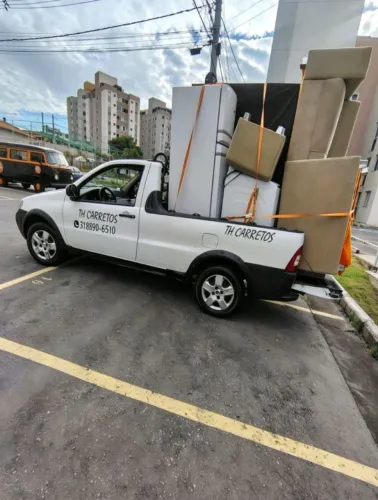 Carreto fretes e pequenas mudanças