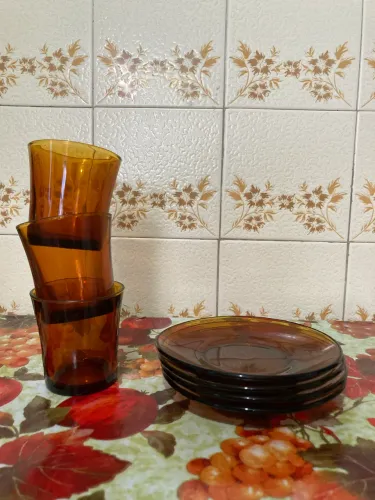 Lote Duralex Âmbar Antigo Vintage: 3 Copos + 4 Pires