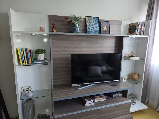 Rack ou estante de tv