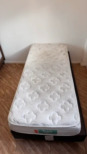 Cama box solteiro + colchão com molas ensacadas