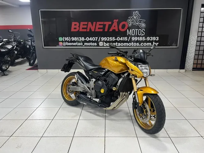 HONDA CB 600F HORNET DOURADO 2009