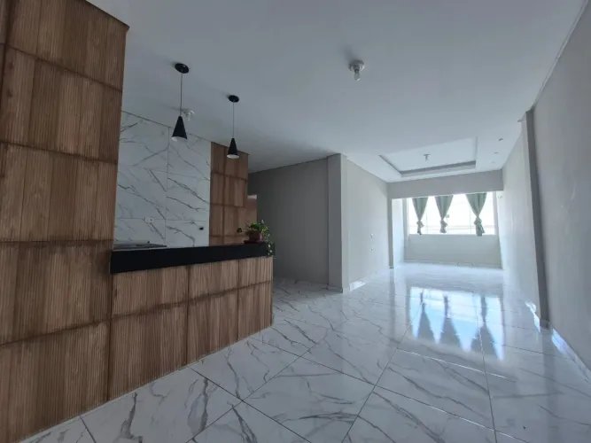 Alugo apartamento no Lourival Parente 