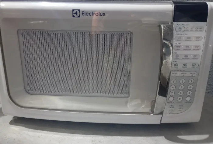 Microondas em perfeito estado