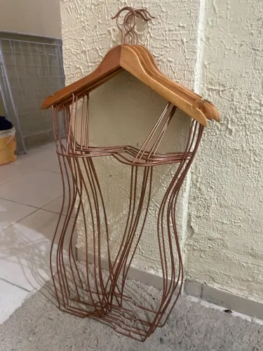 Cabides bustos