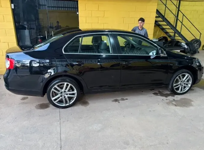 Volkswagen Jetta 2.5 20V 150/170cv Tiptronic 2010