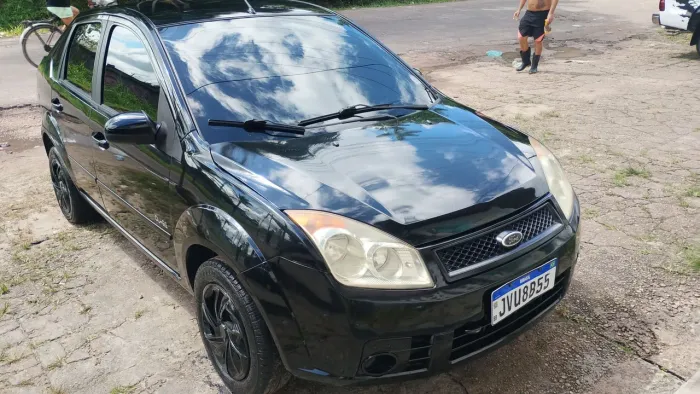 Ford Fiesta Sedan 1.0 8V Flex 4P 2009