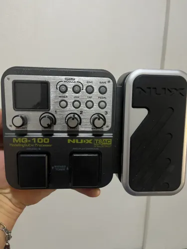 Pedaleira NUX MG-100 Multi Efeitos para Guitarra com Afinador