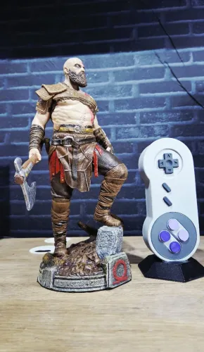 Action figure, kratos