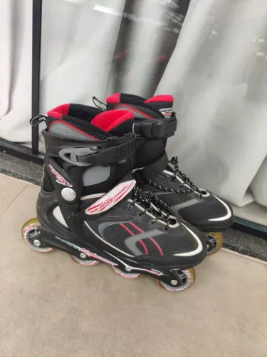 Patins profissional Bladerunner
