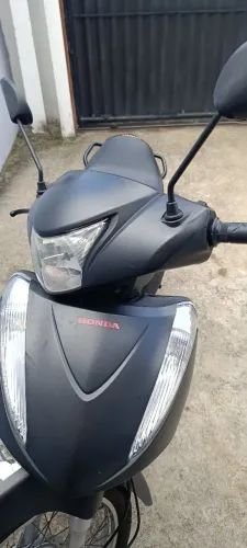 Biz 125 2015 bem novinha
