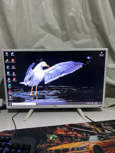 Tv 32 polegadas não é smart
