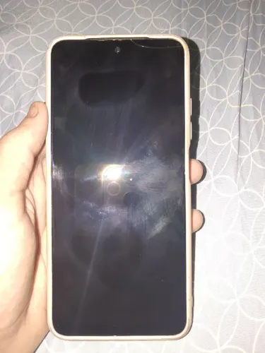 Tô vendendo um redmi note 11 /600 a 500 ele vai embora