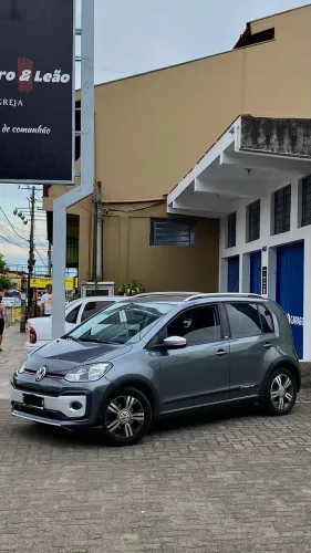 Volkswagen Up! Cross 1.0 TSI Total Flex 12V 5P 2018