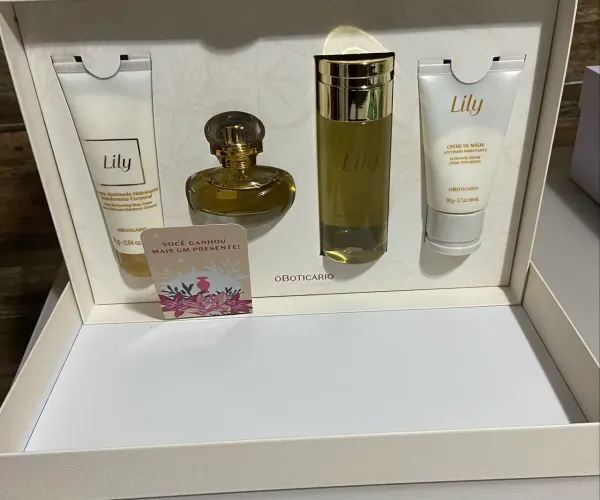 KIT PRESENTE LILY DIA DAS MÃES