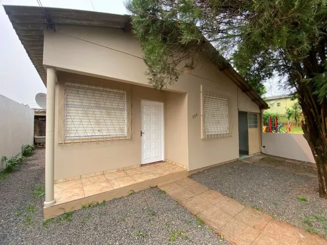 Casa com 3 dormitórios para alugar, 110 m² por R$ 1.800,00/mês - Bela Vista - Estância Vel