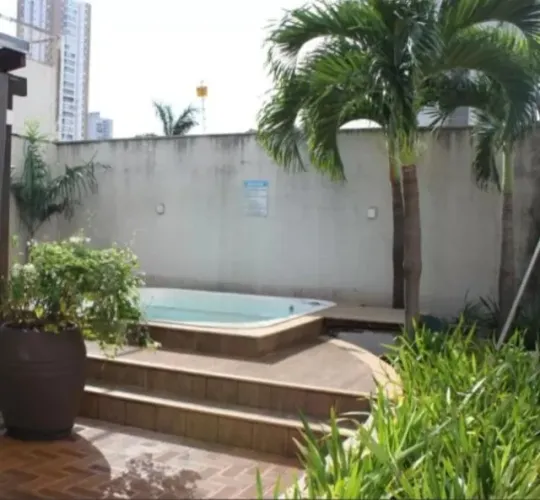 Hidromassagem 3X3 metros, assento para 13 pessoas - pela METADE DO PREÇO