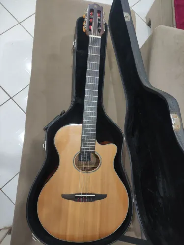 Violão Yamaha 