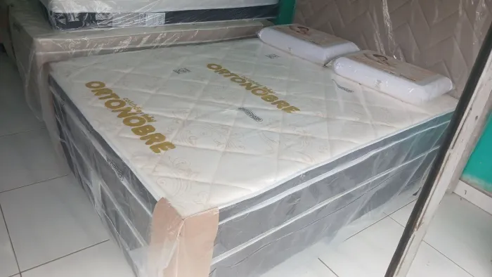 Cama box
