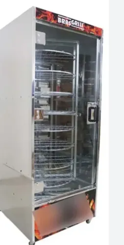 Vendo máquina de assar frango super conservada,com capacidade de 56 frangos por vez 