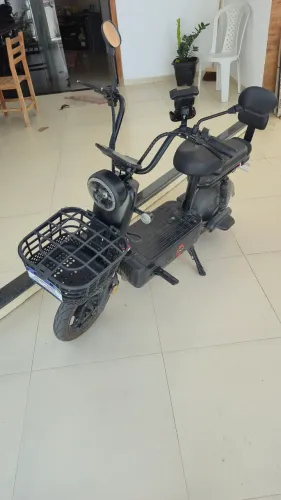 Scooter Elétrica 1000W (potência máxima)