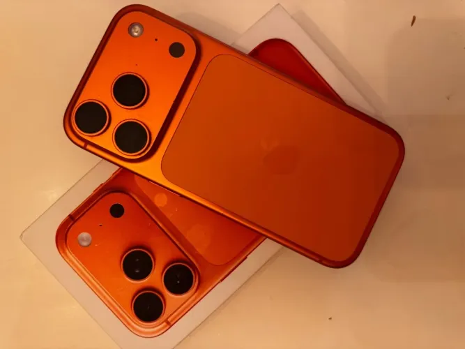 iPhone 17 PRO laranja 256 GB