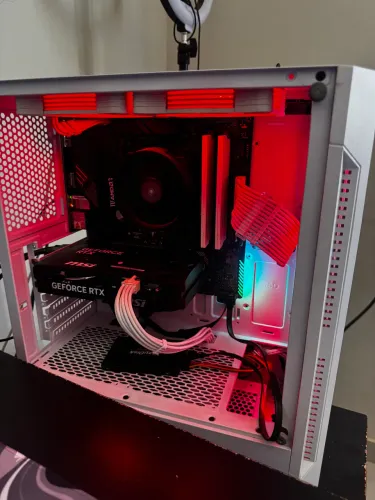 VENDO PC GAMER ZERO RTX 5060 sem detalhes NF das peças
