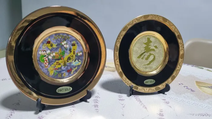 Par de prato decorativos 24kt.