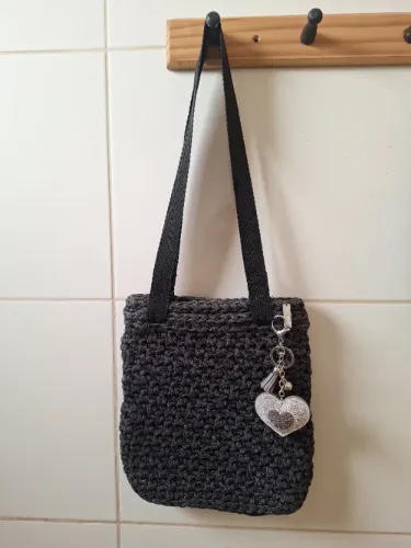 Bolsa básica com chaveiro
