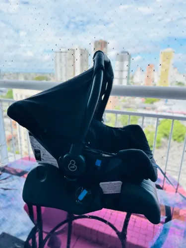 Conjunto Bebê Conforto Grid Black com Base Fixação Galzerano