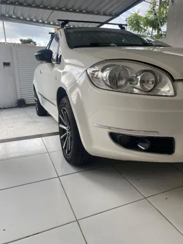 Fiat Linea LX 1.9/ 1.8 Flex 16V 4P 2010