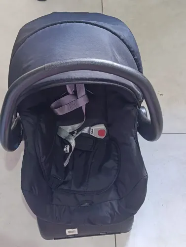 Bebê conforto seminovo