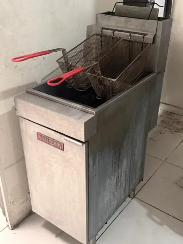 Fritadeira Profissional Vulcan LG300 a Gás GLP - 90.000 BTU