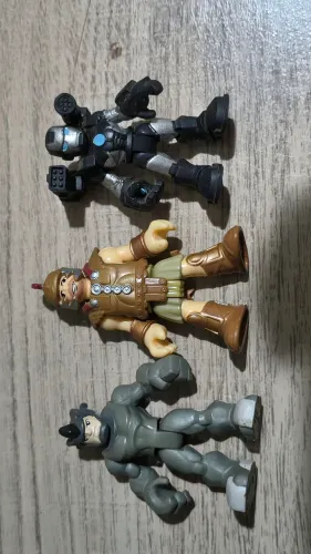 Bonecos Imaginext 