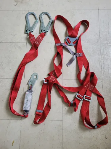Vendo cinto talabarte e trava queda novos