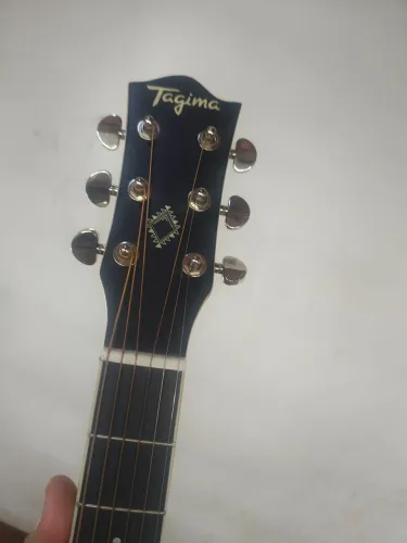 Violão Tagima andes, novo acompanha case.