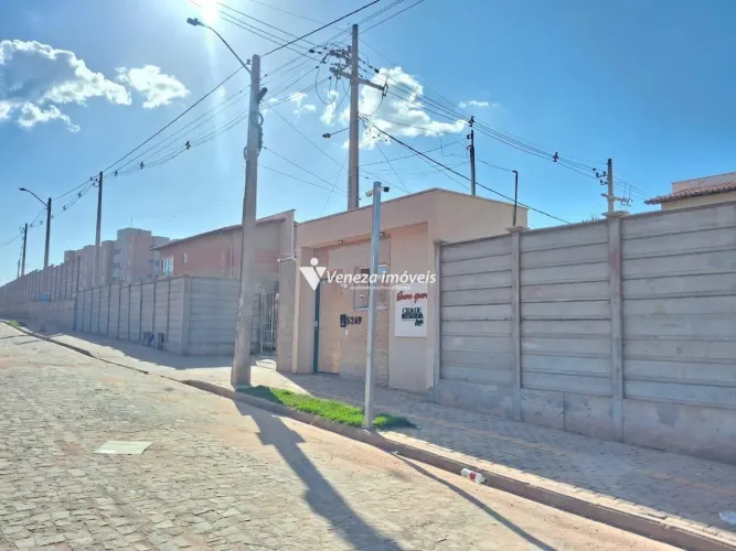 Casa nova em Condomínio Cidade Reserva do Leste
