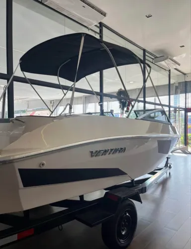 LANCHA VENTURA CPLT V-ONE