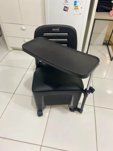 Cadeira Ciranda Manicure Dompel