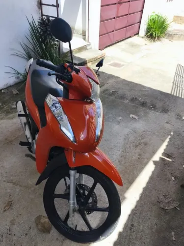 Biz revisada em perfeito estado