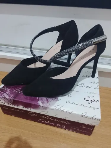 Scarpin Constance número 38